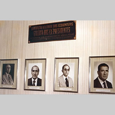 Manoel Francisco Lopes Meireles (1º presidente), Mário Sinibaldi Maia (2º presidente), Jamil Zantut (3º presidente) e Francisco Cândido Cunha Carneiro (4º presidente) da FENECON.